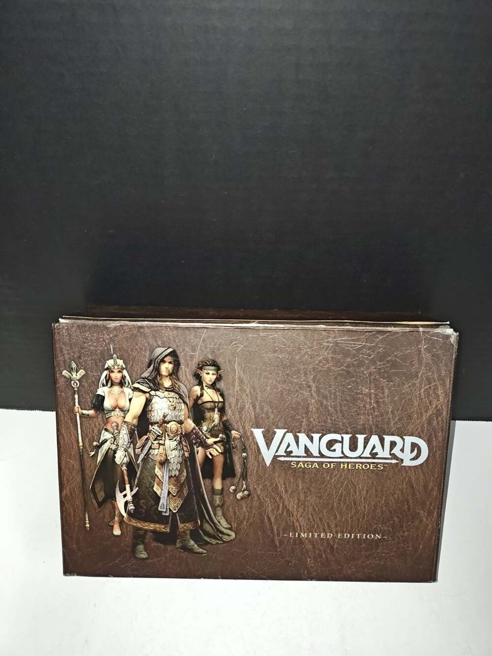 Vanguard Saga of Heroes Limited Edition PC 3-Disc Complete Map Manual & Art Book